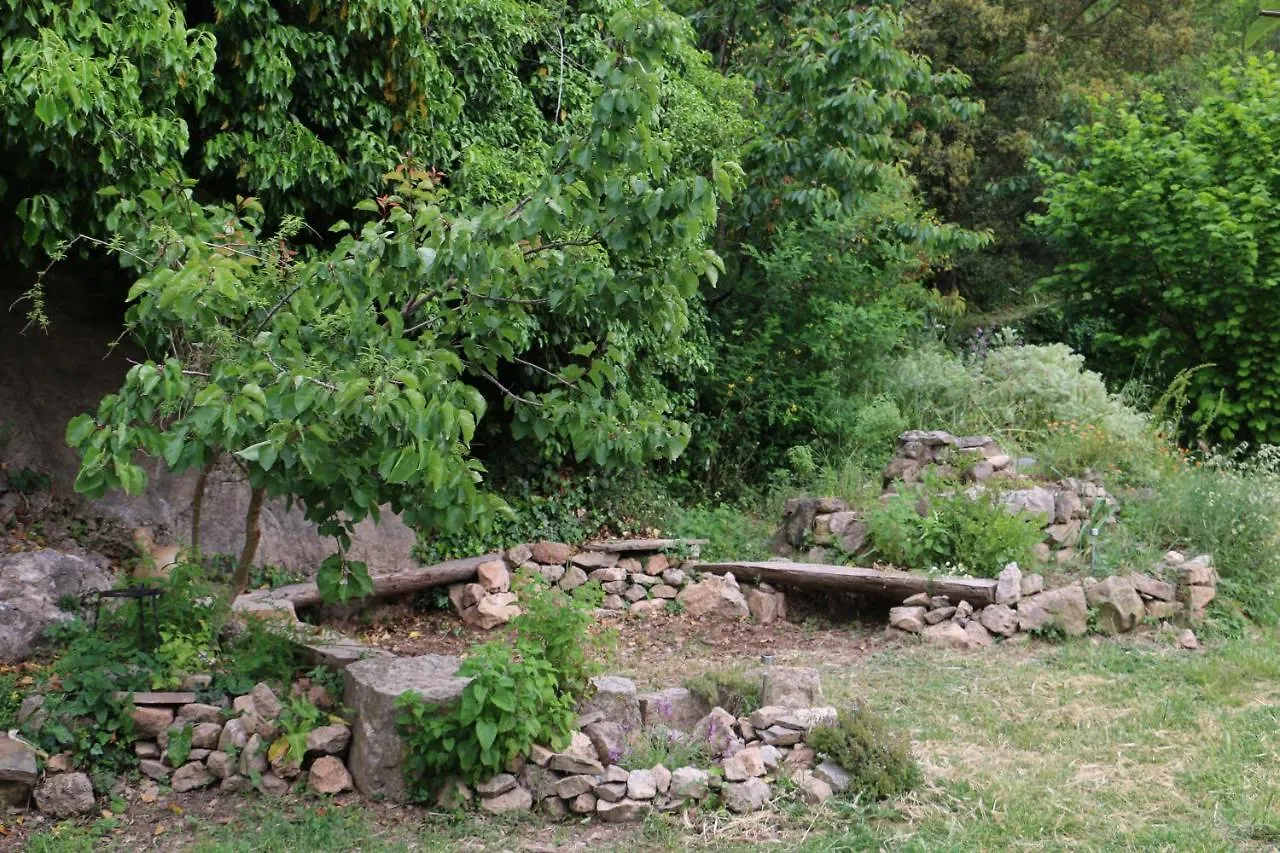 Holiday home Casa Ecologica En Plena Naturaleza Arboli